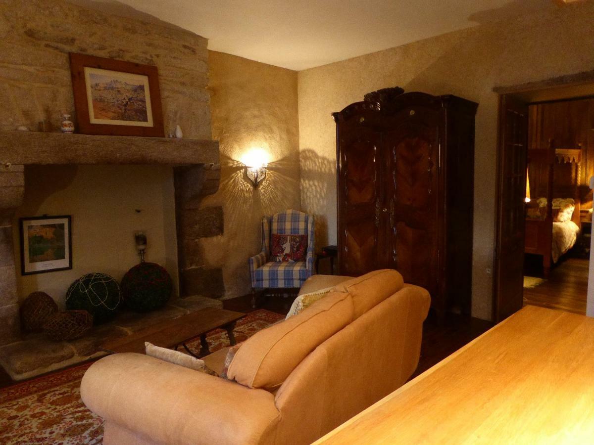 Appartement Des Remparts Динан Экстерьер фото